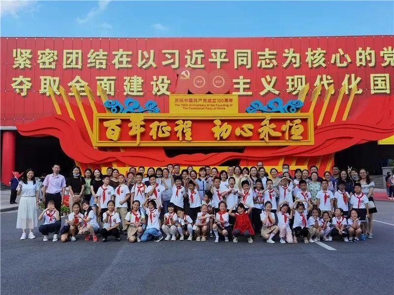 东莞光明眼科医院：两年视觉康复的坚持，6岁的他终于看清了妈妈的脸